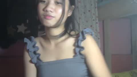 shimmering_kate online show from December 13, 7:25 am