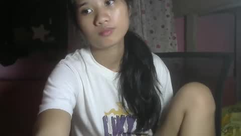 shimmering_kate online show from December 14, 2:12 am