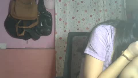 shimmering_kate online show from December 17, 5:07 am