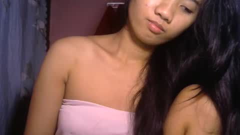 shimmering_kate online show from January 25, 9:35 pm