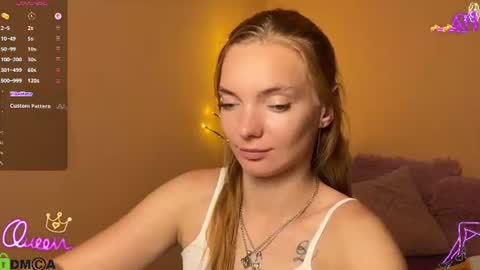 Snapshot of shinelikea_diamond chatting on June 18, 6:34 pm Alexis online show from June 18, 6:34 pm
