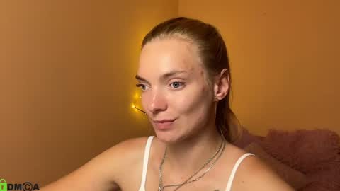 Snapshot of shinelikea_diamond chatting on June 26, 6:12 pm Alexis online show from June 26, 6:12 pm