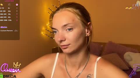 Snapshot of shinelikea_diamond chatting on July 2, 6:58 pm Alexis online show from July 2, 6:58 pm