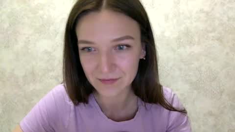 Snapshot of shining_pearl chatting on June 11, 8:29 pm Jesica online show from June 11, 8:29 pm