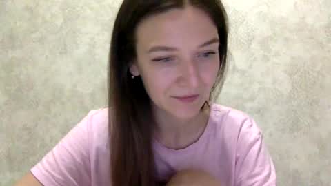 Snapshot of shining_pearl chatting on June 19, 6:45 pm Jesica online show from June 19, 6:45 pm