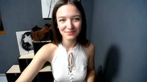 Snapshot of shining_pearl chatting on June 24, 7:07 am Jesica online show from June 24, 7:07 am