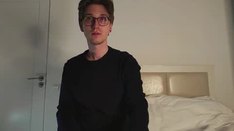 Matthew online show from March 27, 8:52 pm