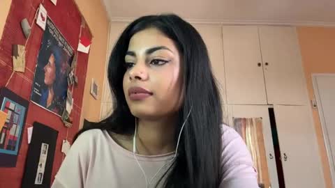 Snapshot of shirleendurrah chatting on April 11, 2:21 pm Karin online show from April 11, 2:21 pm