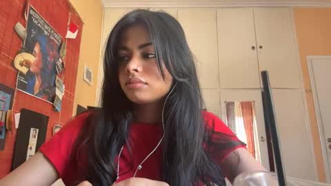 Snapshot of shirleendurrah chatting on April 26, 8:23 am Karin online show from April 26, 8:23 am