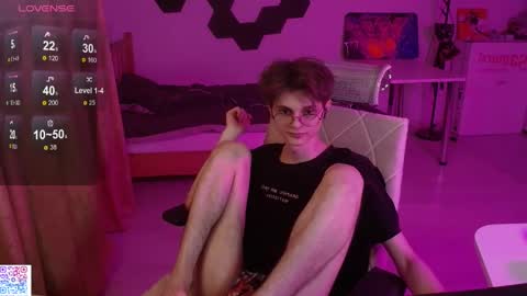Snapshot of shiromy_ chatting on May 28, 7:22 pm shiromy_ online show from May 28, 7:22 pm
