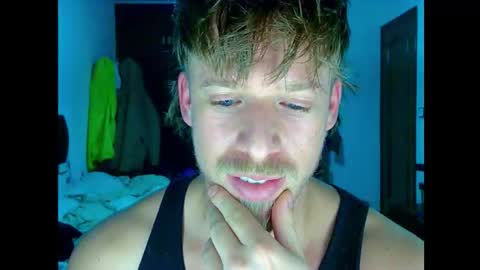 Cick Goreskin online show from December 5, 2:09 am