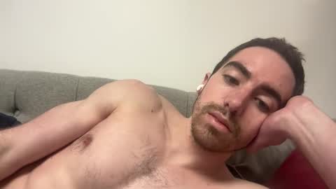 shirtlesshunk15 online show from February 20, 7:14 pm