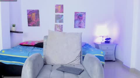 shizuka 11  online show from September 9, 10:59 am