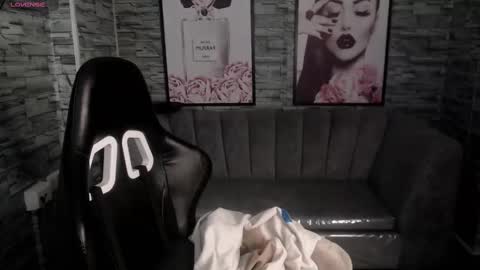 Snapshot of shizuko_b chatting on September 30, 3:11 am shizuko_b online show from September 30, 3:11 am