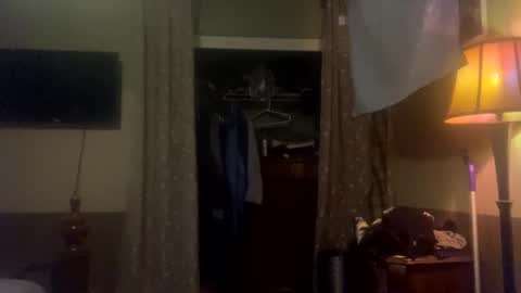 shluttydaddy online show from February 1, 9:43 am