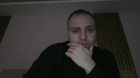 Snapshot of shmele_04 chatting on December 29, 8:58 pm shmele_04 online show from December 29, 8:58 pm
