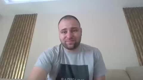 Snapshot of shmele_04 chatting on September 12, 12:16 pm shmele_04 online show from September 12, 12:16 pm