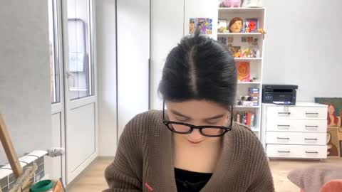 Marie online show from February 6, 12:08 pm