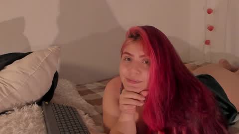 kris y lanna online show from April 11, 11:53 pm