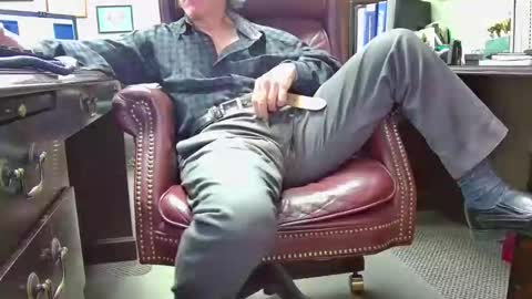 nikolas send dm for an appointment online show from January 15, 1:48 pm