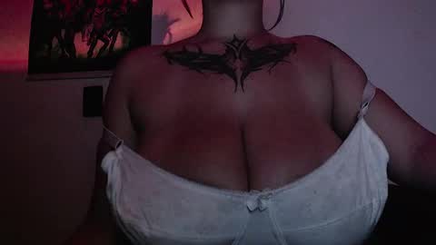 Shopie Hank  online show from January 25, 2:26 am