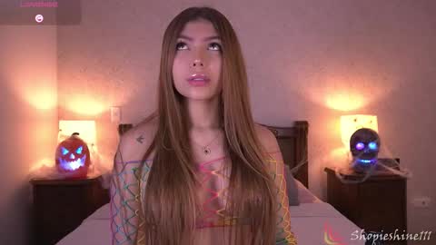 Sophie online show from October 29, 4:09 pm