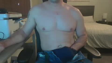 Snapshot of shorterhair99698298 chatting on October 1, 2:01 pm shorterhair99698298 online show from October 1, 2:01 pm