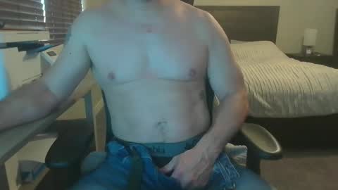 Snapshot of shorterhair99698298 chatting on October 2, 2:13 pm shorterhair99698298 online show from October 2, 2:13 pm