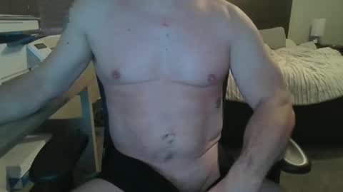 Snapshot of shorterhair99698298 chatting on November 25, 3:23 pm shorterhair99698298 online show from November 25, 3:23 pm