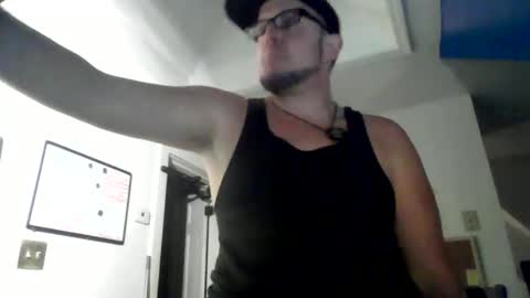 Snapshot of shortmel chatting on October 18, 4:26 am shortmel online show from October 18, 4:26 am