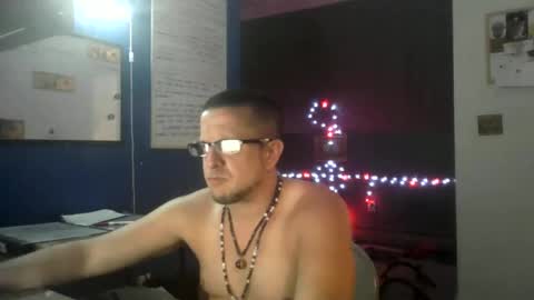 Snapshot of shortmel chatting on June 9, 12:33 am shortmel online show from June 9, 12:33 am