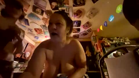 shorty920505 online show from April 14, 4:51 am