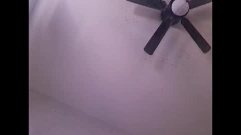 showuthed online show from April 20, 1:19 am