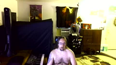 Snapshot of shredmancer chatting on June 25, 2:22 am shredmancer online show from June 25, 2:22 am