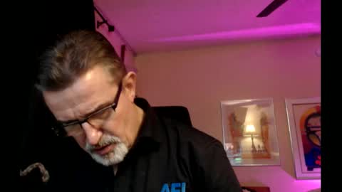 shrewtamer online show from March 5, 2:14 am