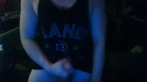 Snapshot of shrubbiedubdub chatting on November 8, 10:04 am Shrubbiedubdub online show from November 8, 10:04 am