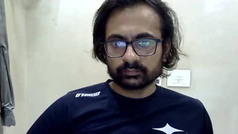 Snapshot of shubhamkhandelwal123 chatting on May 11, 10:43 am shubhamkhandelwal123 online show from May 11, 10:43 am