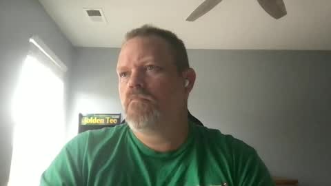 Snapshot of shughes740 chatting on September 28, 5:07 pm shughes740 online show from September 28, 5:07 pm