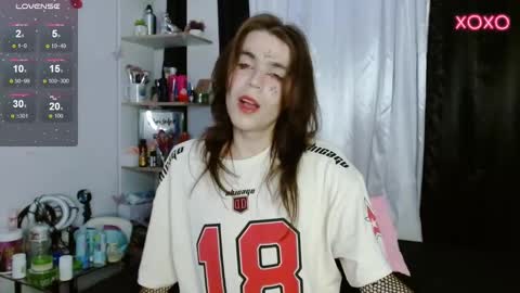 Shun White online show from December 7, 2:31 am