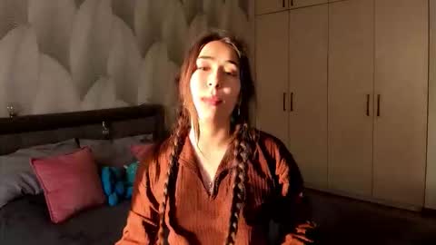 Mika online show from October 20, 2:01 am