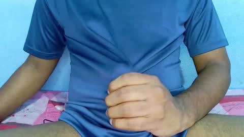 shyeyes online show from December 24, 4:40 pm