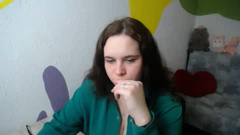 Snapshot of shy_lil chatting on November 4, 1:54 pm shy_lil online show from November 4, 1:54 pm