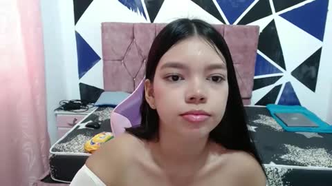 Snapshot of shy_luna18 chatting on November 4, 1:54 pm luna online show from November 4, 1:54 pm