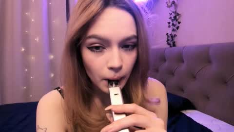 Megan 3 online show from March 5, 9:44 pm