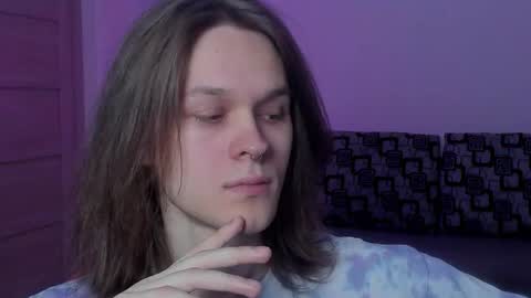 Snapshot of shy_nny chatting on November 1, 11:34 am Mark online show from November 1, 11:34 am