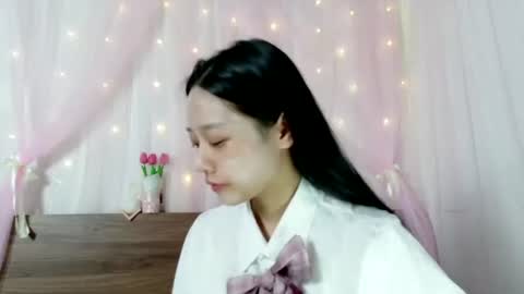 Snapshot of shy_pink_doll chatting on July 25, 3:42 pm shy_pink_doll online show from July 25, 3:42 pm