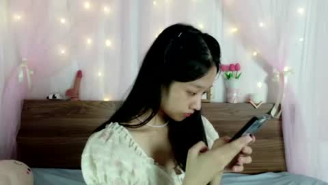 Snapshot of shy_pink_doll chatting on July 26, 3:52 pm shy_pink_doll online show from July 26, 3:52 pm