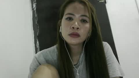 sandy 4U online show from December 19, 12:45 am