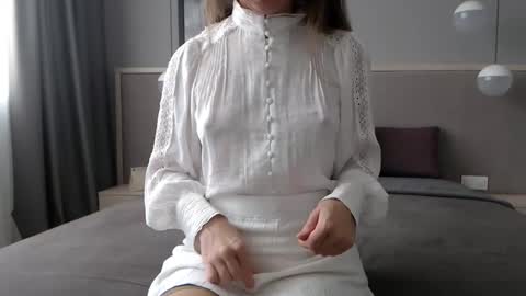 shy_schoolgirl_ online show from September 30, 9:58 am