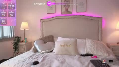 Snapshot of shy_vibes chatting on April 19, 1:54 pm shy_vibes online show from April 19, 1:54 pm